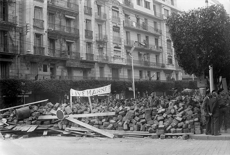 Barricadas en Argel en 1960.