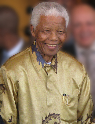 Nelson Rolihlahla Mandela.  abogado y político sudafricano. Tras estar preso por más de 27 años cumpliendo una condena que era de por vida, Nelson Mandela fue liberado, recibió el Premio Nobel de la Paz y fue electo democráticamente como presidente de su país.