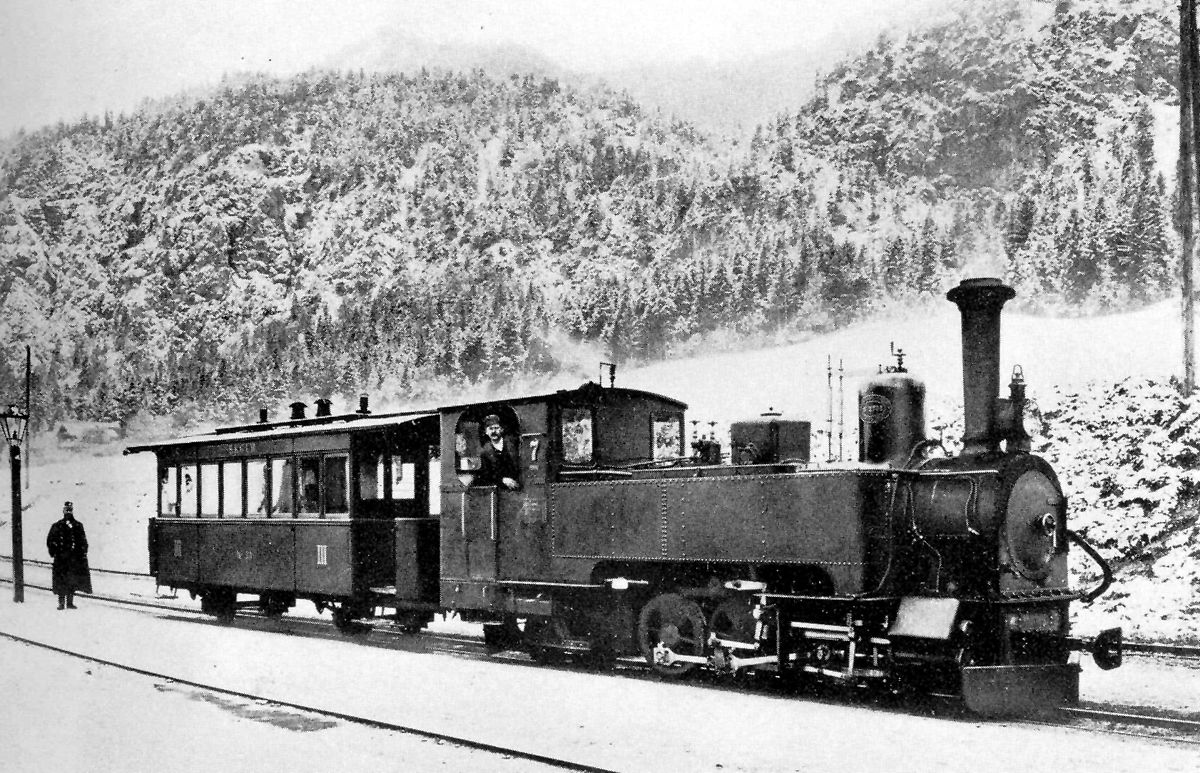  Locomotora Salzkammergut-Lokalbahn No.7 en la estación de St. Gilgen (Austria), en 1895