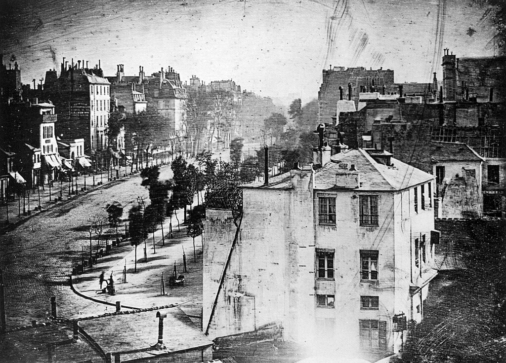Imagen de París, Boulevard du Temple, en abril o mayo de 1838, por Daguerre.