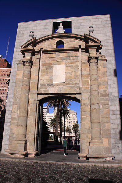 Puerta de la Ciudadela Montevideo