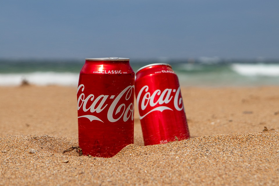 latas de refresco