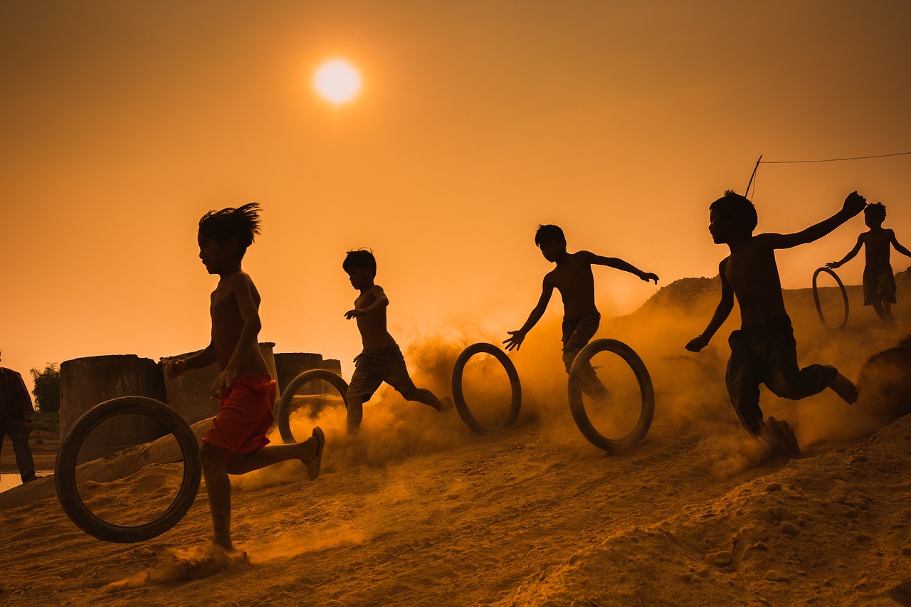 Niños jugando