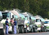 camiones cisterna para transportar la leche